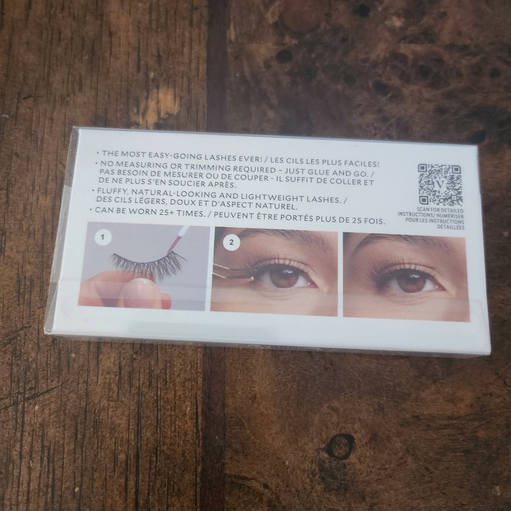Velour Effortless Lashes NEW - Picture 2 of 2